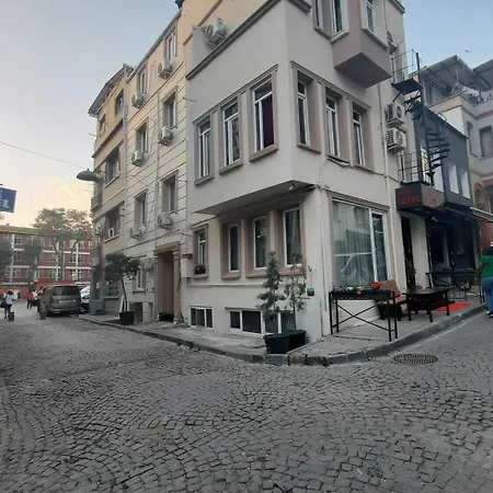 Door 3* Istanbul